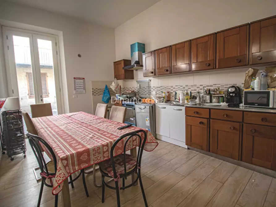 Immagine 3 di Casa indipendente in vendita  a Prato