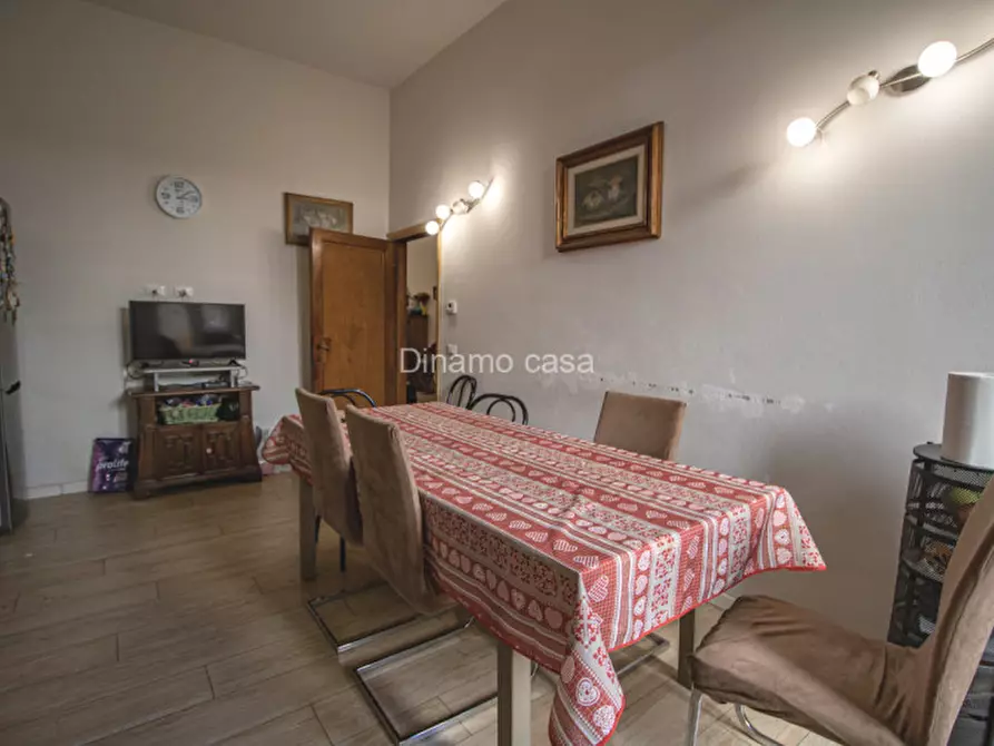 Immagine 4 di Casa indipendente in vendita  a Prato