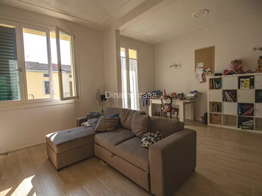 Immagine 12 di Casa indipendente in vendita  a Prato