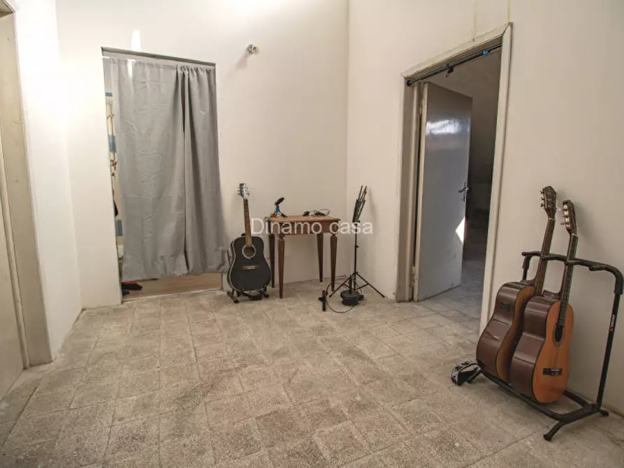 Immagine 16 di Casa indipendente in vendita  a Prato