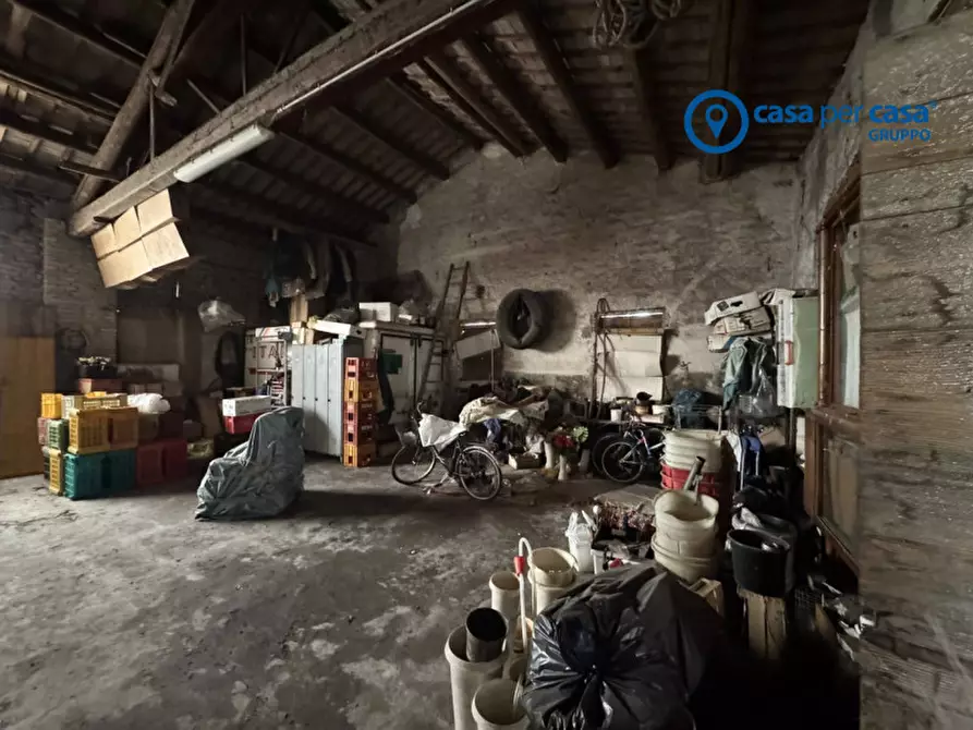 Immagine 5 di Magazzino in vendita  in Via 4 novembre a Solesino