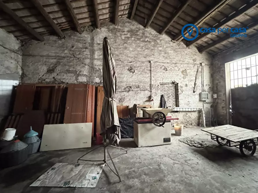 Immagine 6 di Magazzino in vendita  in Via 4 novembre a Solesino