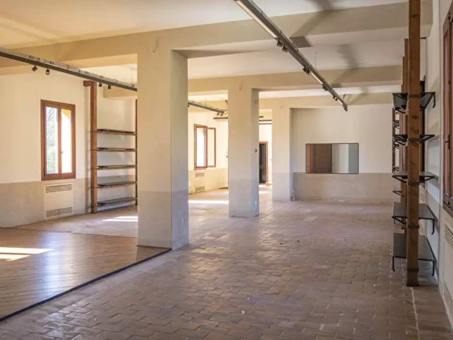 Immagine 6 di Attività commerciale in vendita  in ZERMAN a Mogliano Veneto