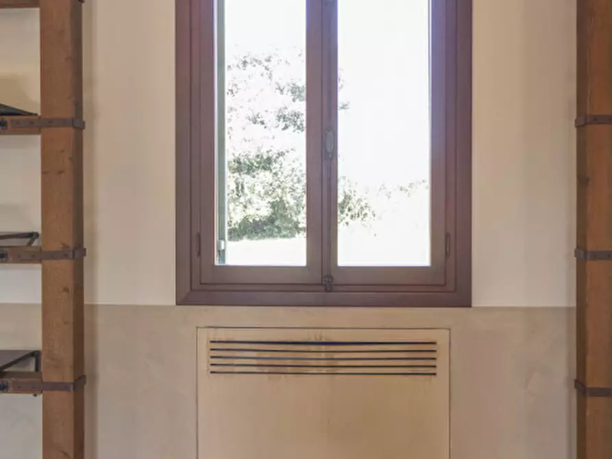 Immagine 12 di Attività commerciale in vendita  in ZERMAN a Mogliano Veneto