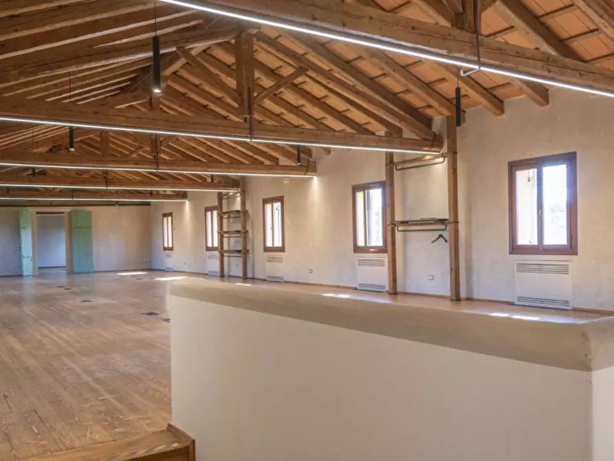 Immagine 22 di Attività commerciale in vendita  in ZERMAN a Mogliano Veneto