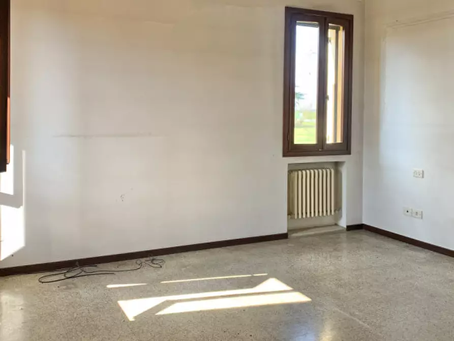 Immagine 78 di Attività commerciale in vendita  in ZERMAN a Mogliano Veneto