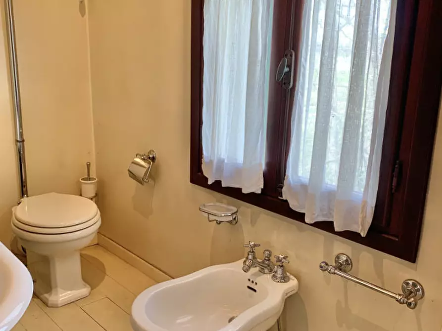 Immagine 84 di Attività commerciale in vendita  in ZERMAN a Mogliano Veneto