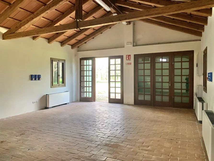 Immagine 89 di Attività commerciale in vendita  in ZERMAN a Mogliano Veneto