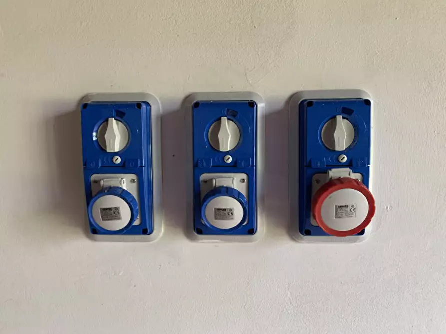 Immagine 91 di Attività commerciale in vendita  in ZERMAN a Mogliano Veneto