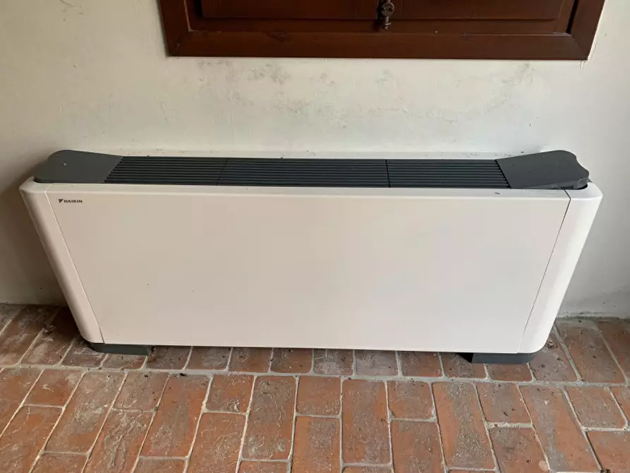 Immagine 92 di Attività commerciale in vendita  in ZERMAN a Mogliano Veneto