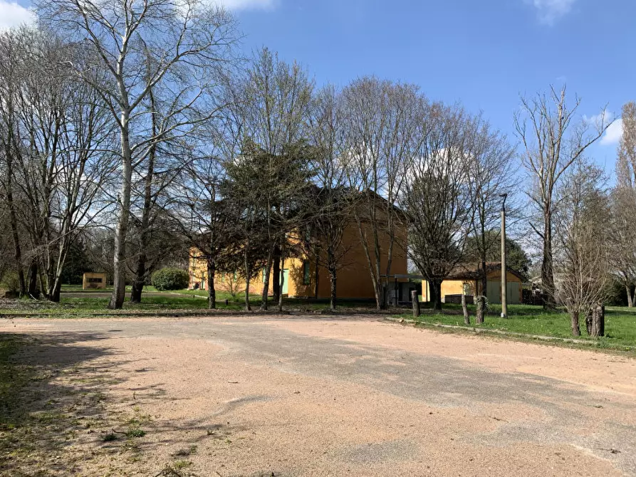 Immagine 95 di Attività commerciale in vendita  in ZERMAN a Mogliano Veneto