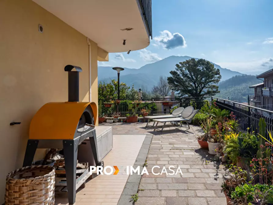 Immagine 1 di Villetta a schiera in vendita  in via pisacane carlo a Baronissi