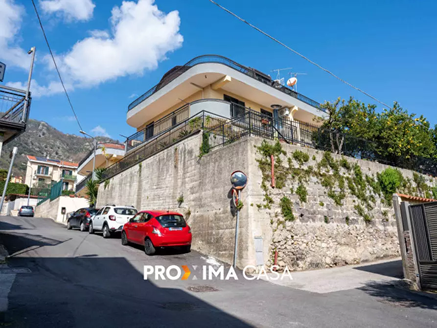 Immagine 60 di Villetta a schiera in vendita  in via pisacane carlo a Baronissi
