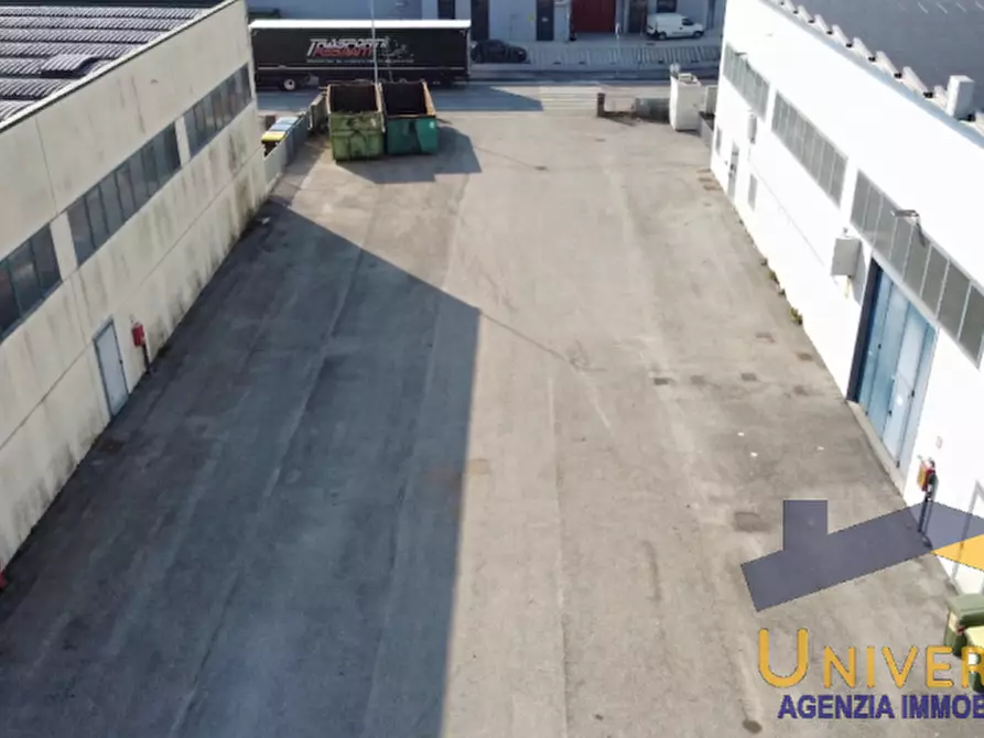 Immagine 3 di Capannone industriale in vendita  in VIA ANTONIO CECCON n. 3 Piano T a Loreggia