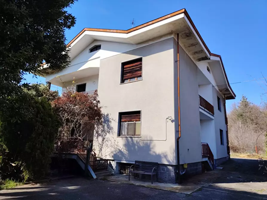 Immagine 1 di Villa in vendita  a Roasio