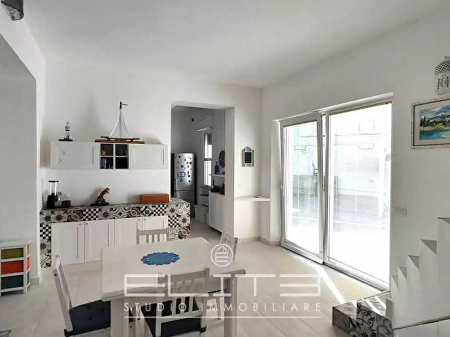 Immagine 5 di Villetta a schiera in vendita  in Via Ancona a Numana