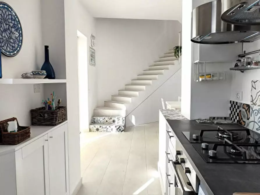 Immagine 11 di Villetta a schiera in vendita  in Via Ancona a Numana