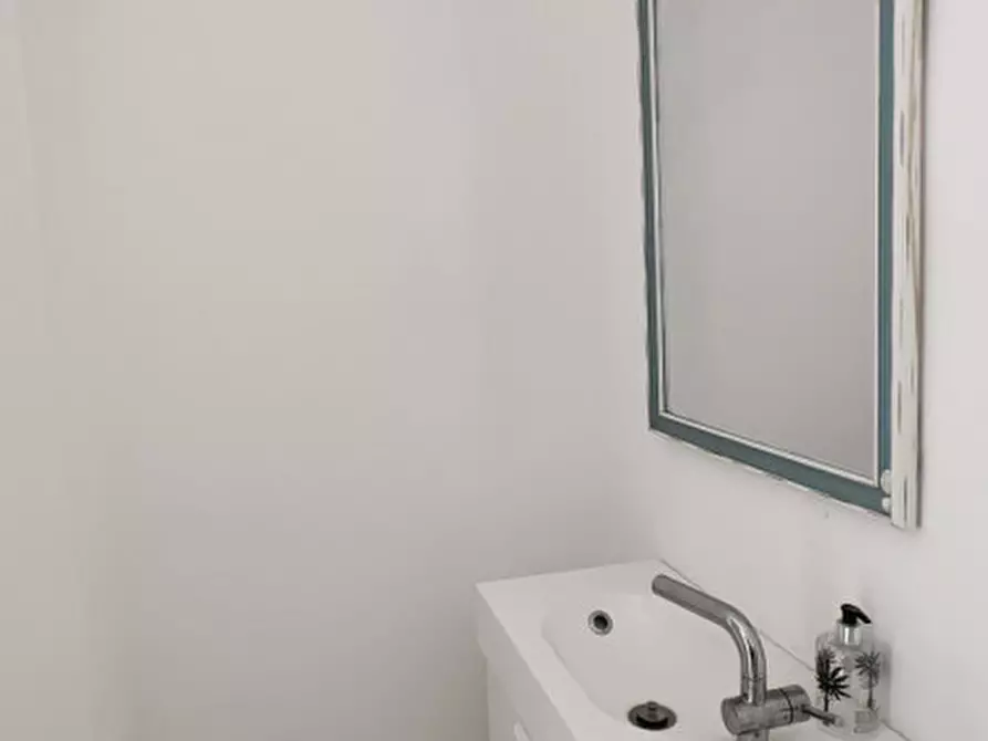 Immagine 13 di Villetta a schiera in vendita  in Via Ancona a Numana