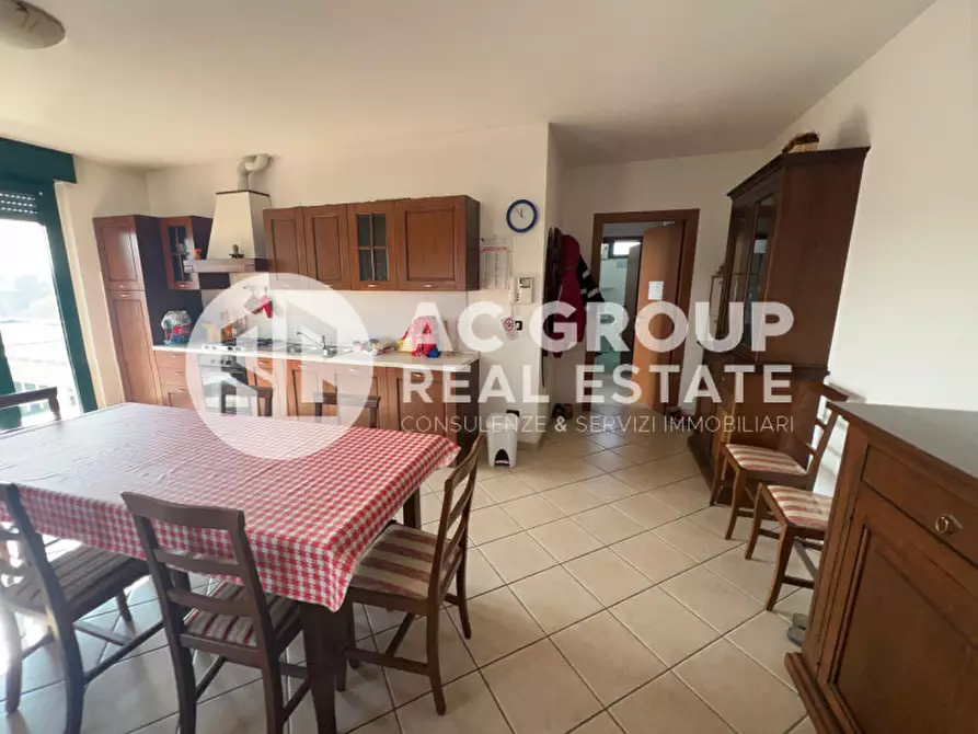 Immagine 3 di Appartamento in vendita  in Viale Risorgimento a Gerenzano