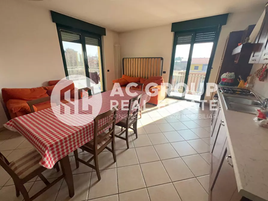 Immagine 4 di Appartamento in vendita  in Viale Risorgimento a Gerenzano