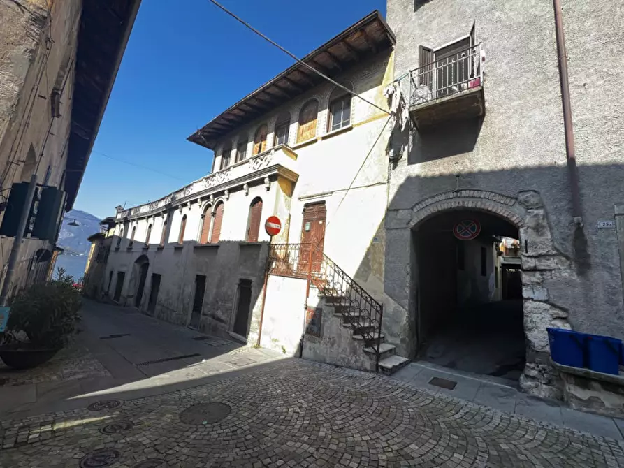 Immagine 7 di Palazzo in vendita  in Via balzerina a Sale Marasino