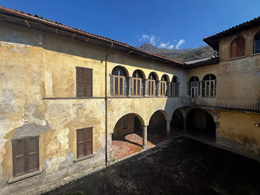 Immagine 11 di Palazzo in vendita  in Via balzerina a Sale Marasino