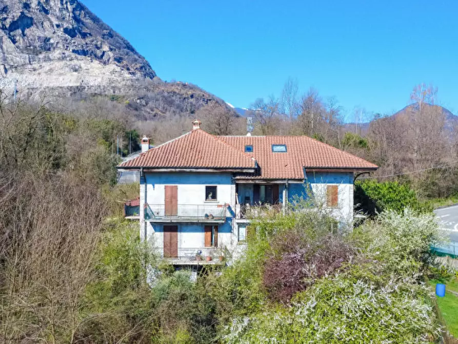 Immagine 3 di Casa quadrifamiliare in vendita  in Via degli Scalpellini 1 a Baveno
