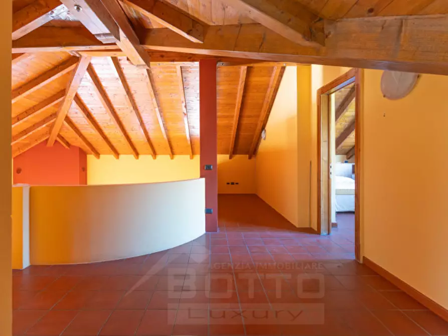 Immagine 17 di Casa quadrifamiliare in vendita  in Via degli Scalpellini 1 a Baveno