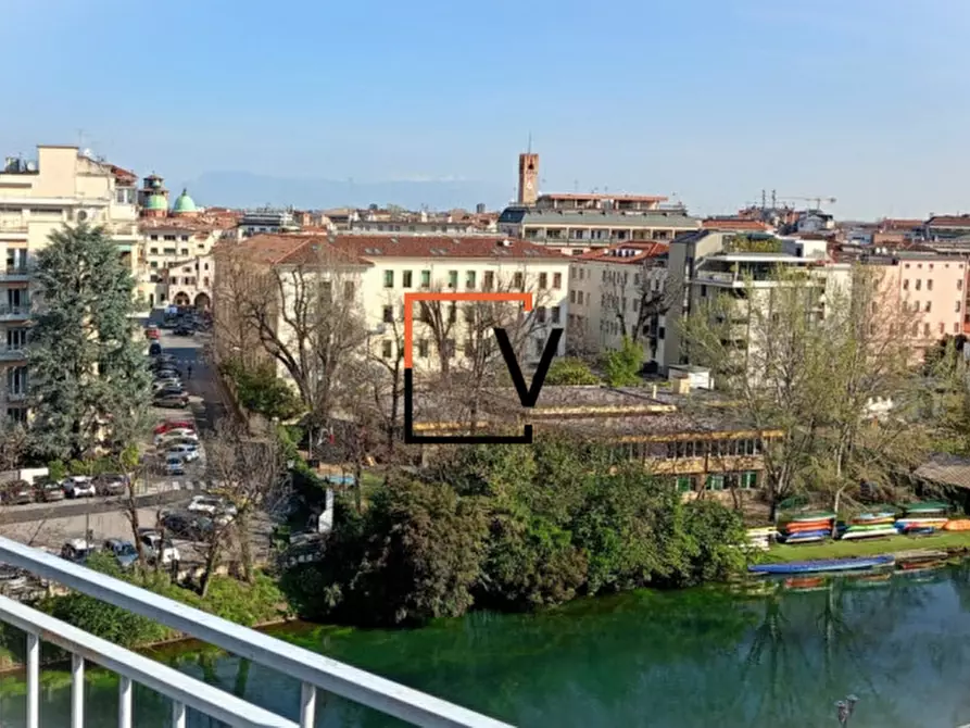 Immagine 11 di Appartamento in vendita  in Lungosile Antonio Mattei a Treviso