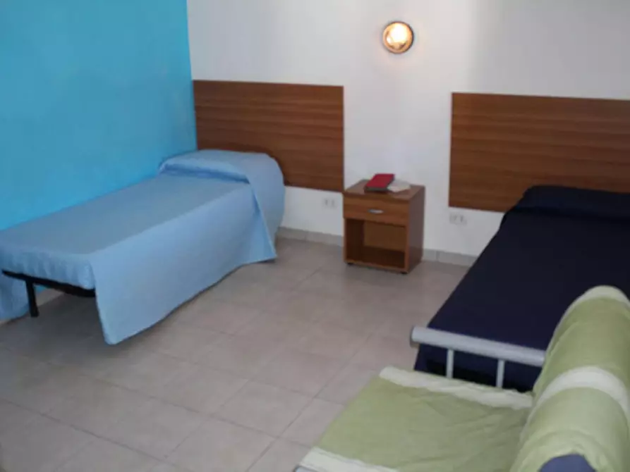 Immagine 4 di Hotel in vendita  in CONTRADA BAZIA, 17-19 a Furnari