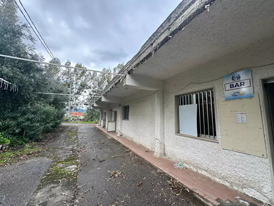 Immagine 9 di Hotel in vendita  in CONTRADA BAZIA, 17-19 a Furnari