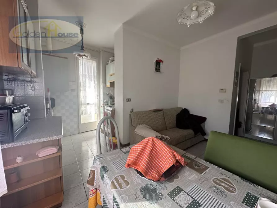 Immagine 6 di Appartamento in vendita  in Via Giacomo Leopardi 7 a Molinella