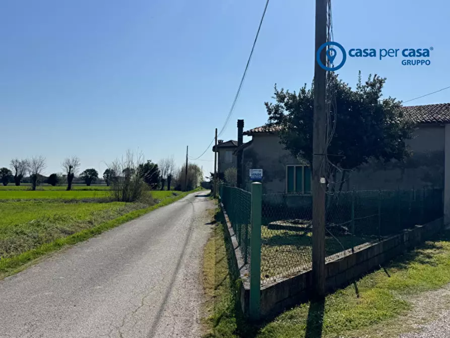 Immagine 18 di Casa indipendente in vendita  in Via Cavallotti a Solesino