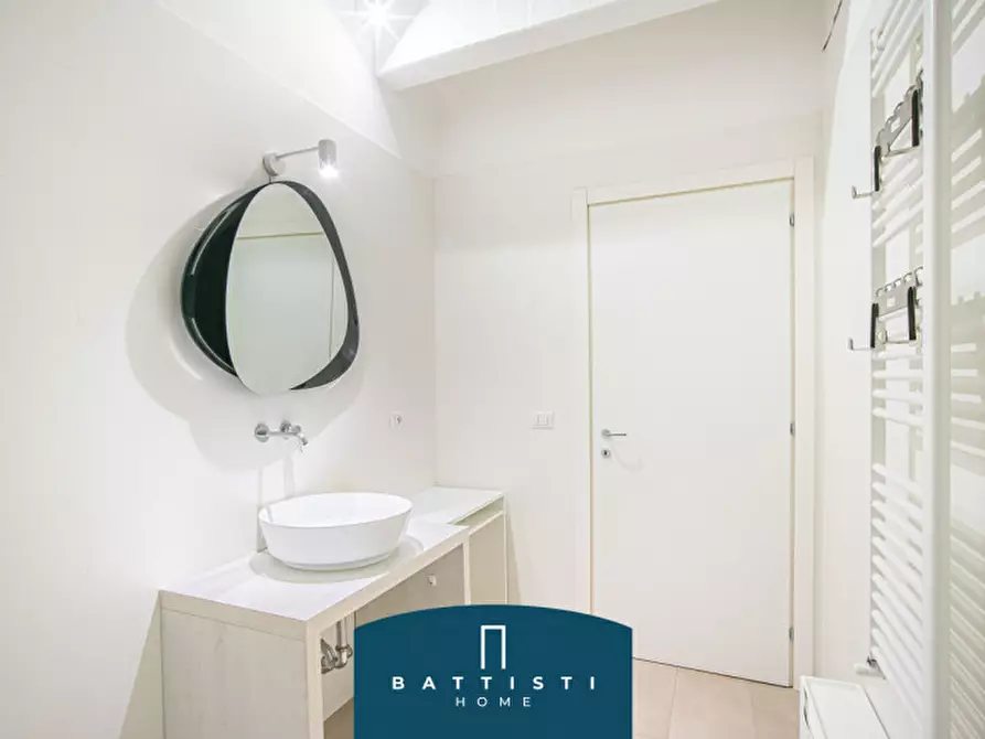 Immagine 22 di Appartamento in affitto  in Piazza Monte della Pietà a Roma