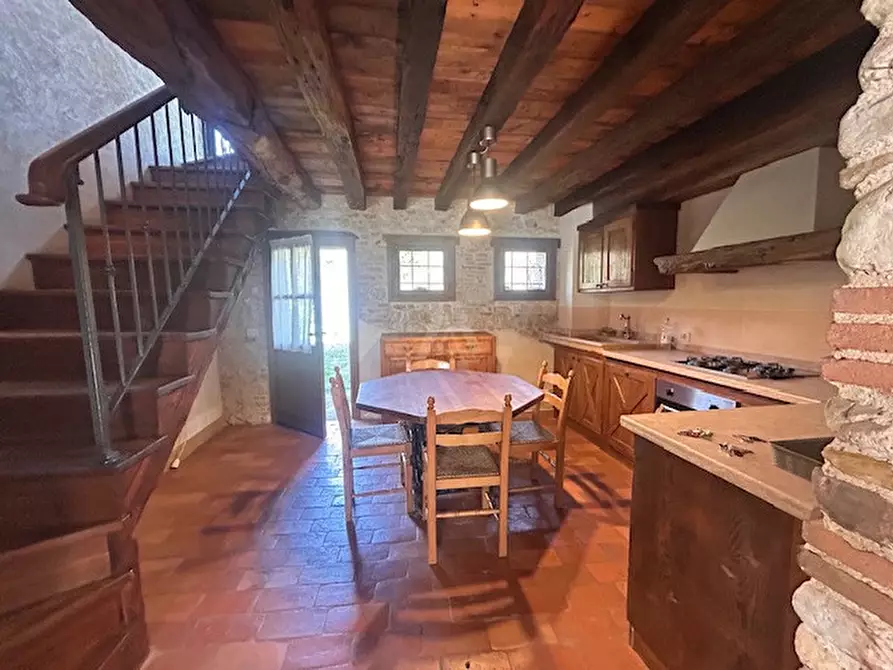 Immagine 2 di Villetta a schiera in vendita  in Viale Montegrappa a Castelcucco