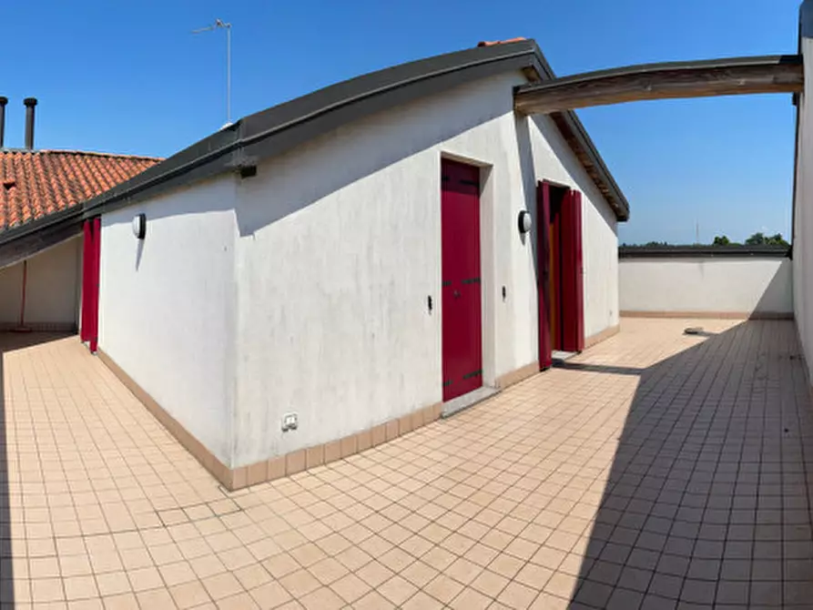 Immagine 2 di Attico in vendita  in Via Perosi 121 a Pianiga