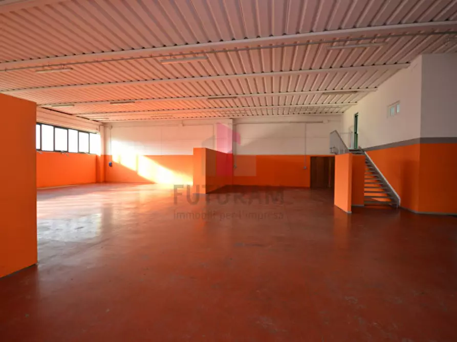 Immagine 4 di Capannone industriale in affitto  in Via Zocco,100 a Grisignano Di Zocco