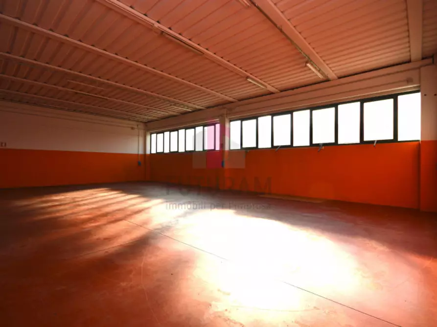 Immagine 13 di Capannone industriale in affitto  in Via Zocco,100 a Grisignano Di Zocco