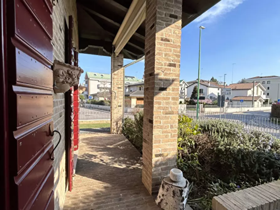 Immagine 5 di Villa in vendita  a Salzano