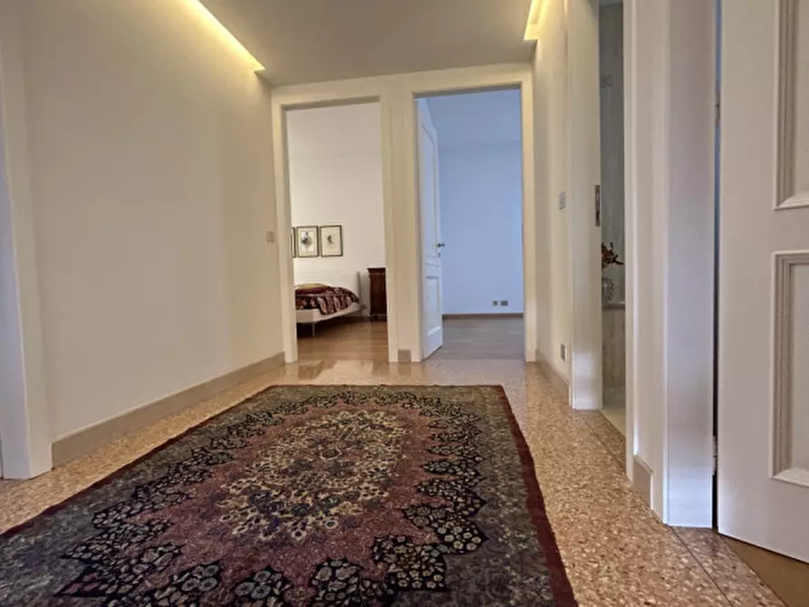 Immagine 22 di Villa in vendita  a Salzano