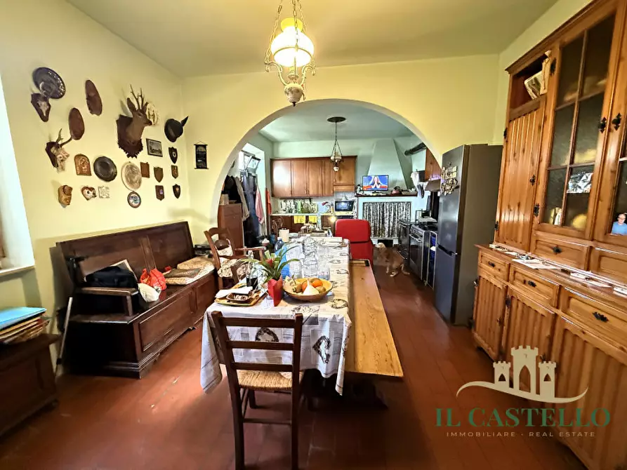 Immagine 4 di Casa indipendente in vendita  in Via Roma a Castiglione Del Lago