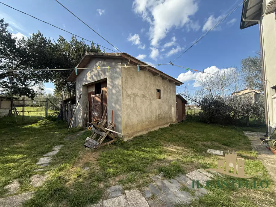 Immagine 19 di Casa indipendente in vendita  in Via Roma a Castiglione Del Lago