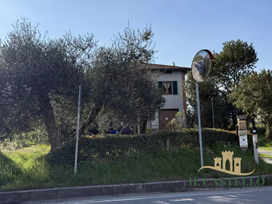 Immagine 23 di Casa indipendente in vendita  in Via Roma a Castiglione Del Lago