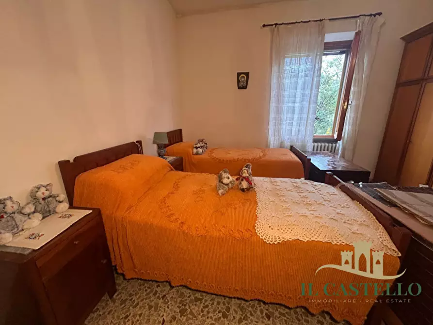Immagine 27 di Casa indipendente in vendita  in Via Roma a Castiglione Del Lago