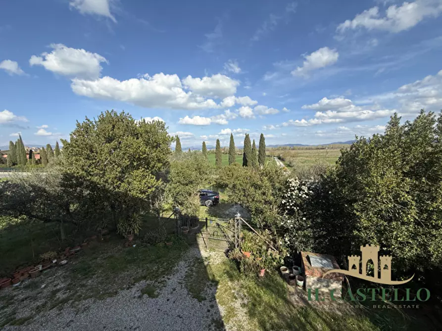 Immagine 35 di Casa indipendente in vendita  in Via Roma a Castiglione Del Lago