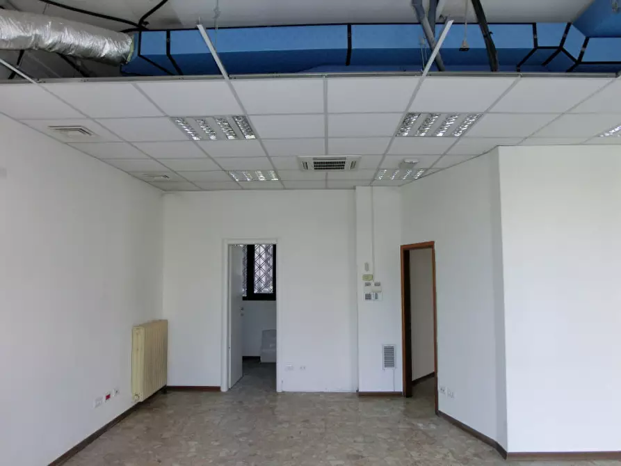 Immagine 6 di Negozio in vendita  in Via  Pasini 48 Venezia Marghera a Venezia