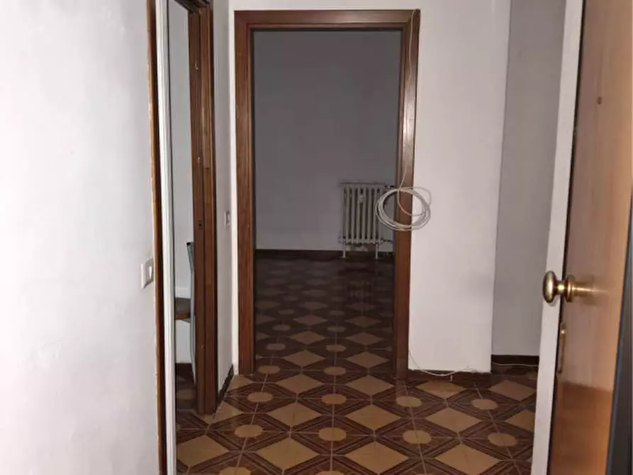 Immagine 4 di Appartamento in vendita  in Via Garegnano a Milano