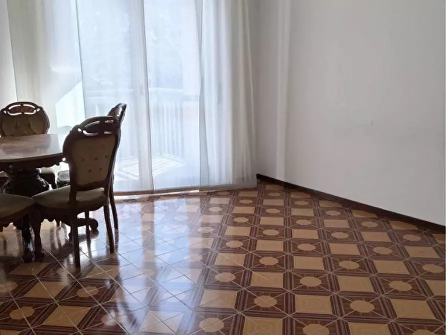 Immagine 7 di Appartamento in vendita  in Via Garegnano a Milano