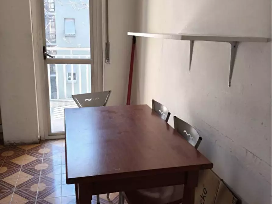 Immagine 12 di Appartamento in vendita  in Via Garegnano a Milano