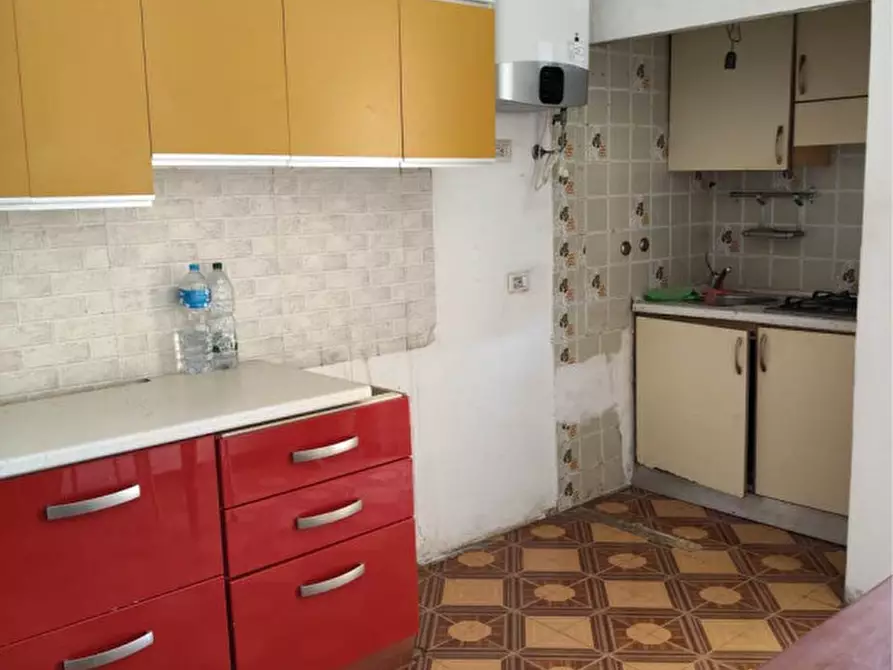 Immagine 13 di Appartamento in vendita  in Via Garegnano a Milano